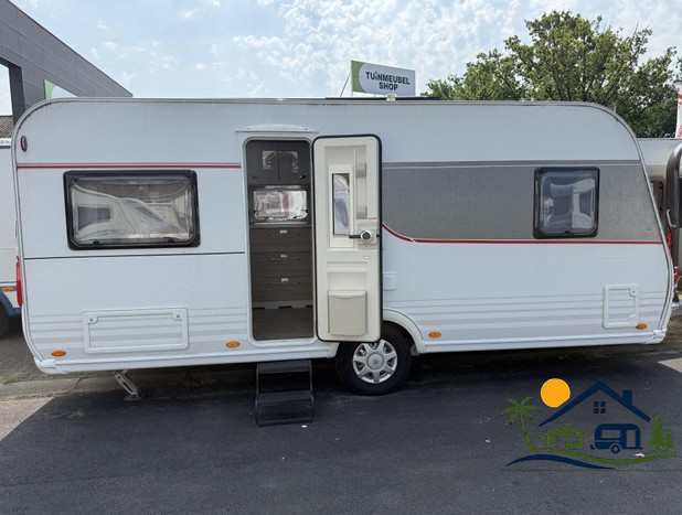 Bürstner Averso 490 TS – Frans bed, rondzit en Unico Torino-luifel