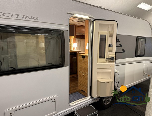 Eriba Exciting 465 FRANSBED MOVER VOORTENT