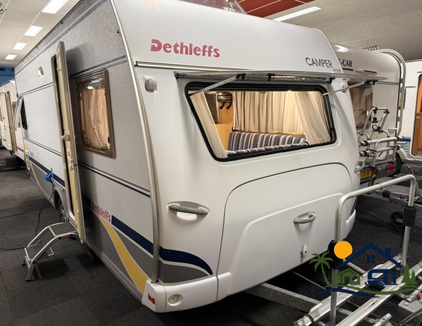 # Dethleffs Camper 510 DB – Frans bed, rondzit en luifel